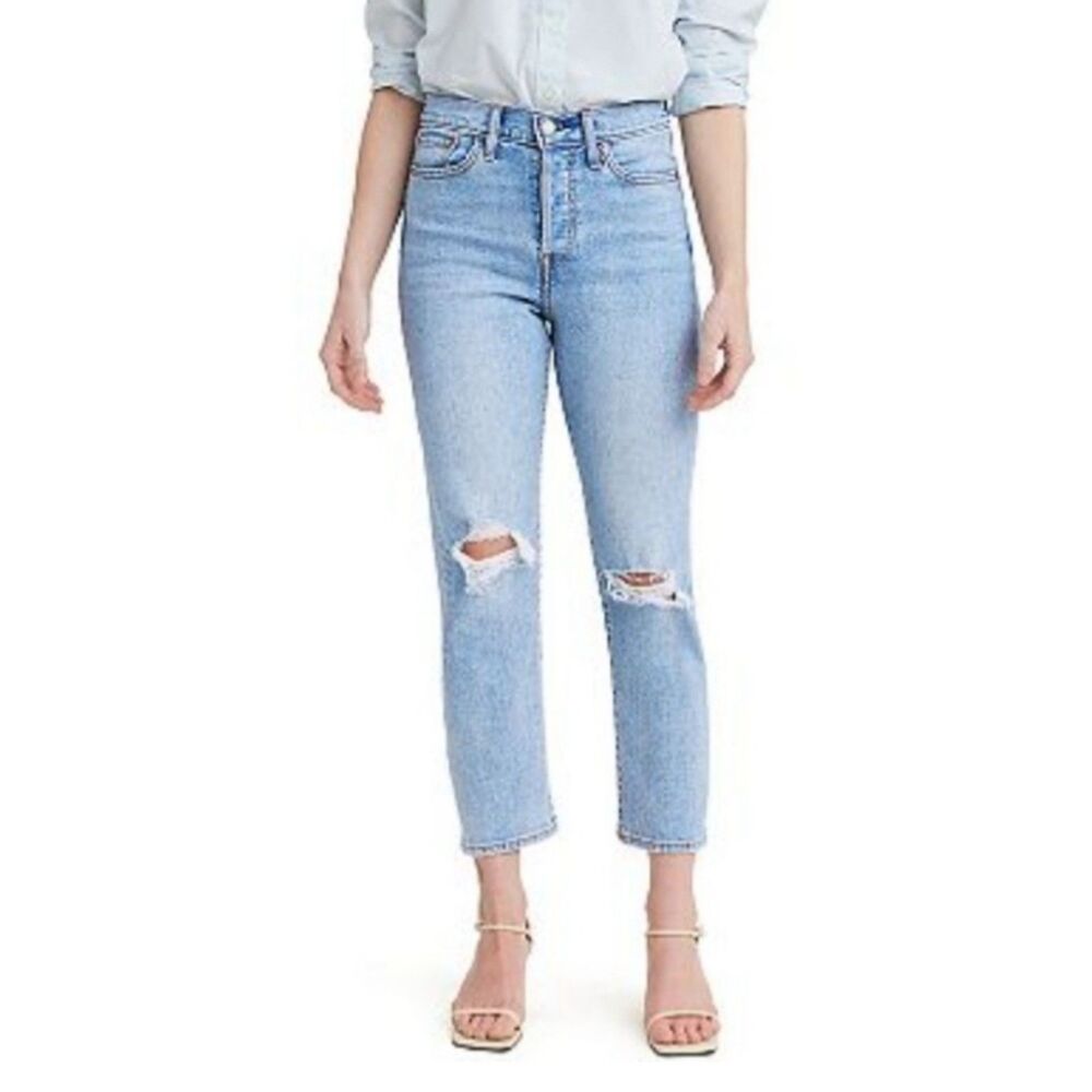 NWT Levi’s Wedgie Straight Button Fly Jeans Women’s 10 SHORT Distressed Knees